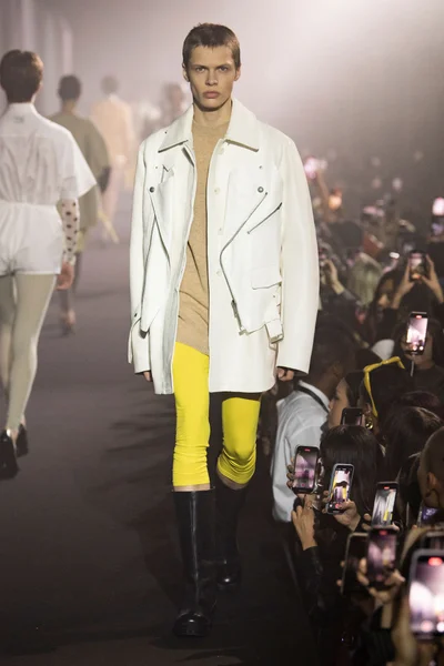 Look 6